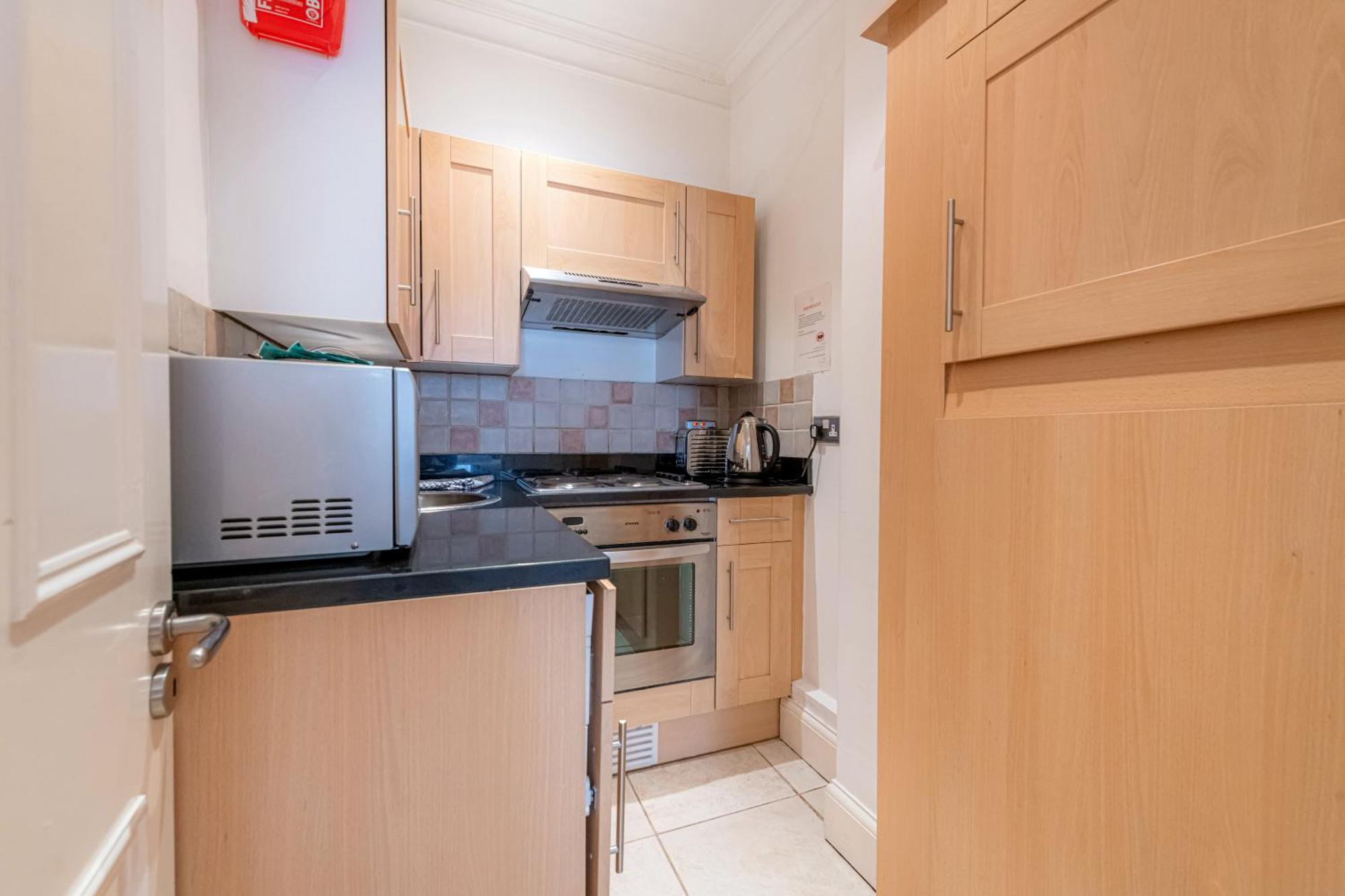 17 Hertford Street London Phòng bức ảnh