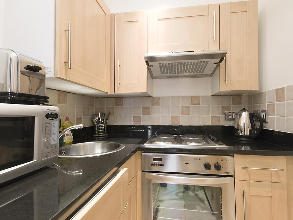17 Hertford Street London Phòng bức ảnh